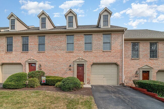 Foto del edificio - 1484 Timber Brook Dr