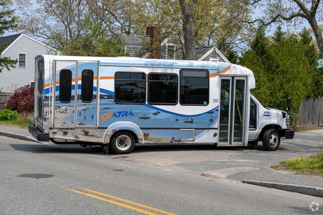 In the Wareham neighborhood, a bus goes to Cranberry Plaza.