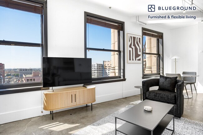 Foto del edificio - 810 S Spring St