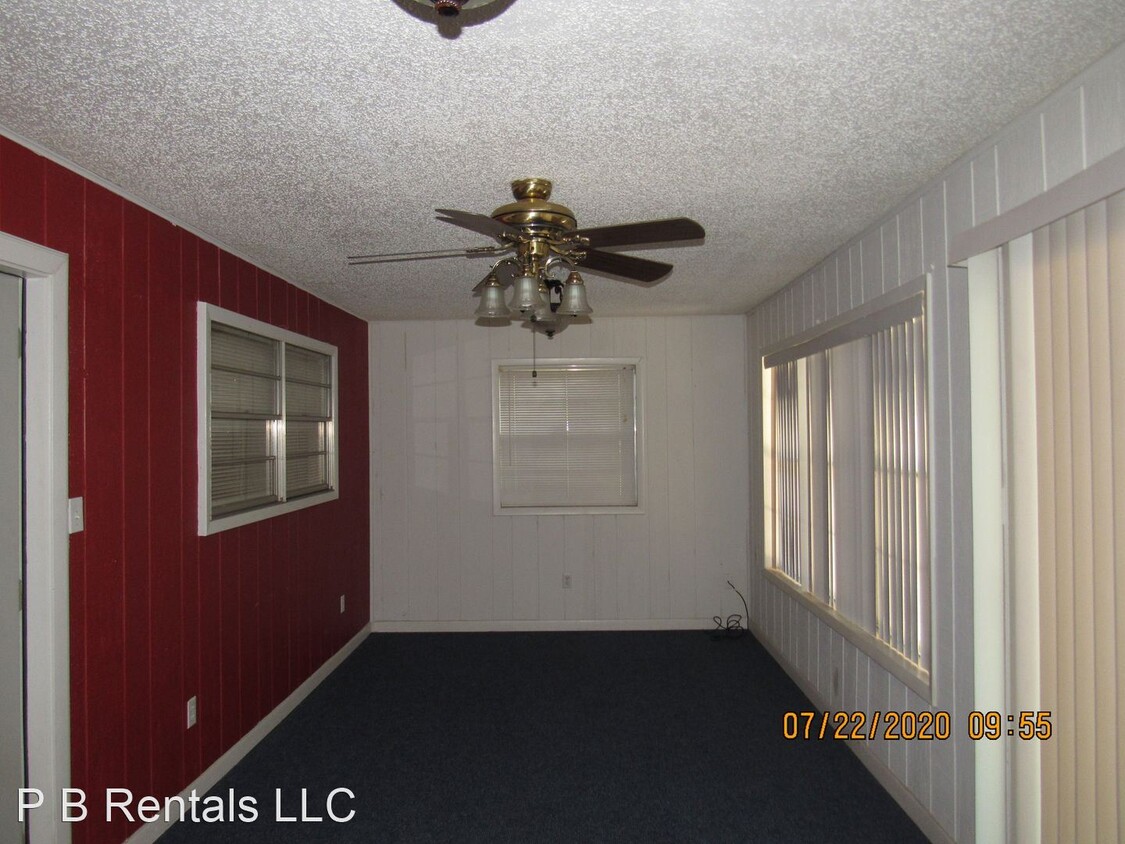 Building Photo - 3 br, 2 bath House - 7122 NW Woodland Place