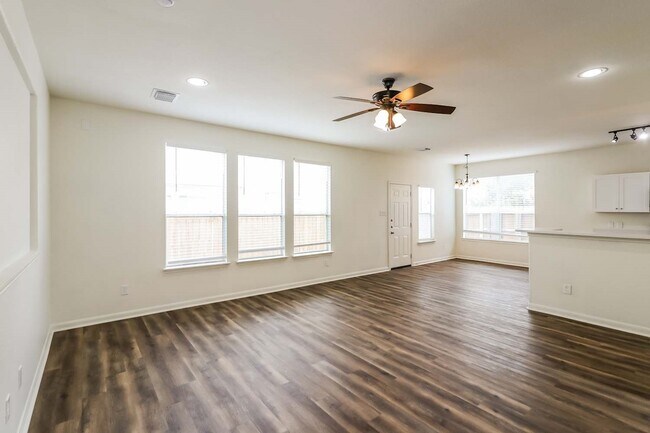 Foto del edificio - 29622 Legends Bluff Dr