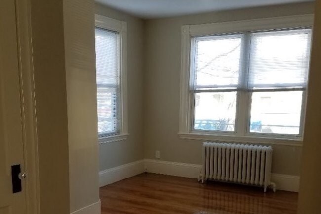 other bedroom - 10 Gay St