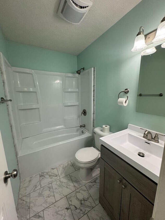 Foto principal - 452 S 30th St