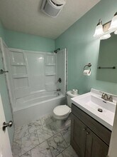 Building Photo - 452 S 30th St