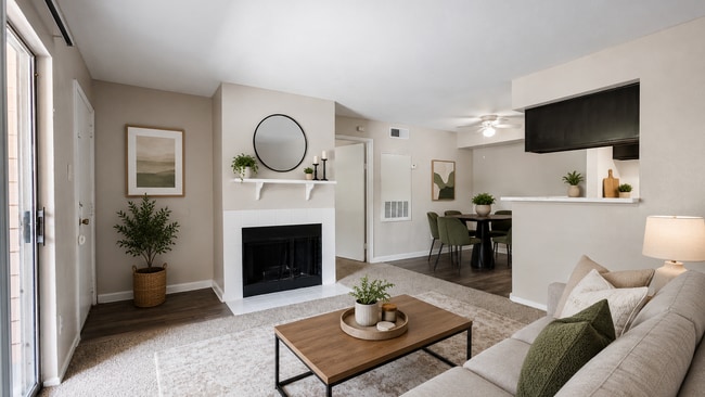 Building Photo - Brookmore Hollow