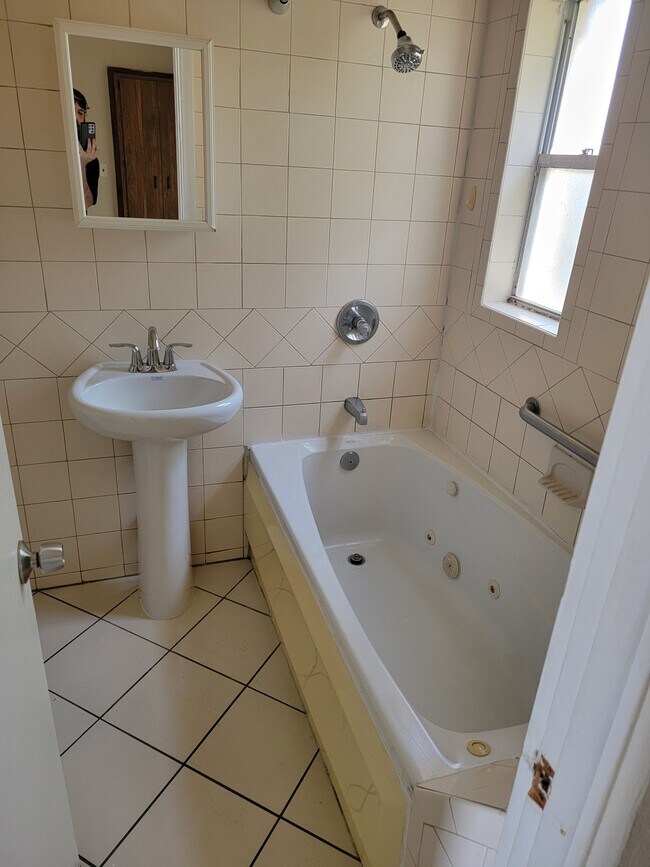 Foto del edificio - 105 Palmetto Ave