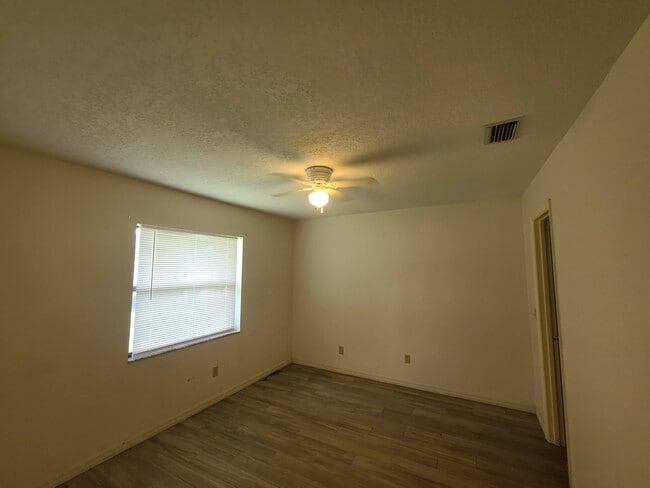 Building Photo - 510 Bahia Dr