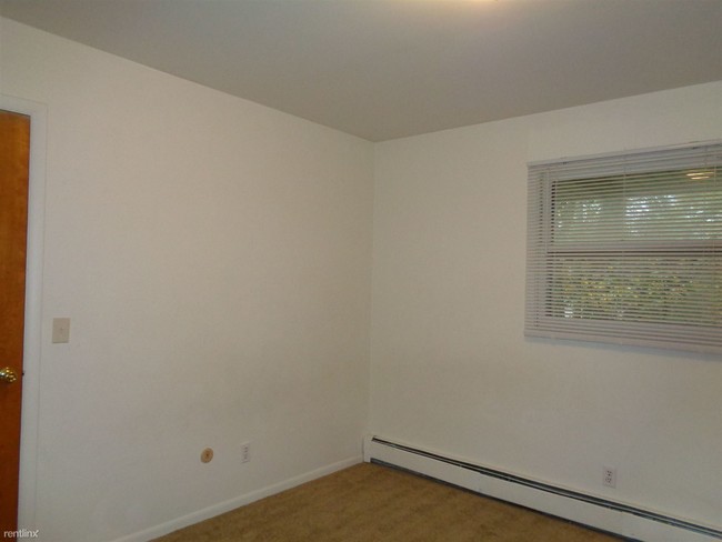 Building Photo - 2 br, 1 bath  - 166 N 28th St #7