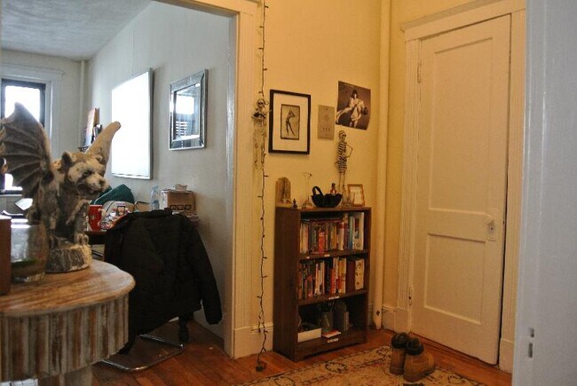 Foto del edificio - 1715 Commonwealth Ave