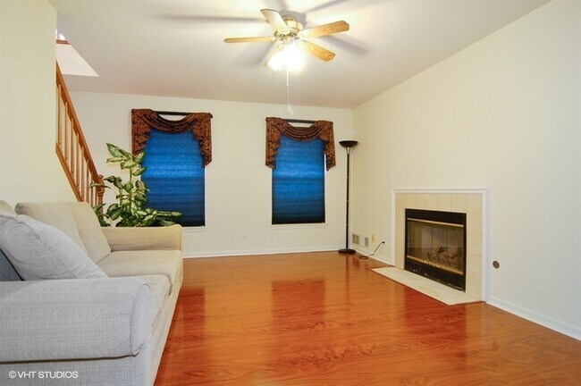 Building Photo - 1399 Laurel Oaks Dr