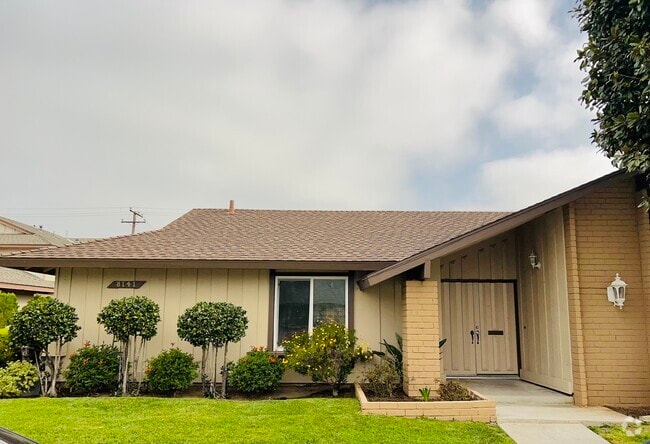 Building Photo - 8141 Forelle Dr