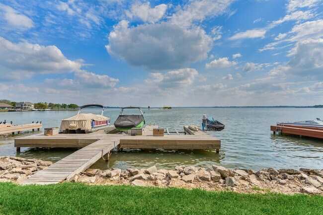 Building Photo - 2109 Gunwale Cir