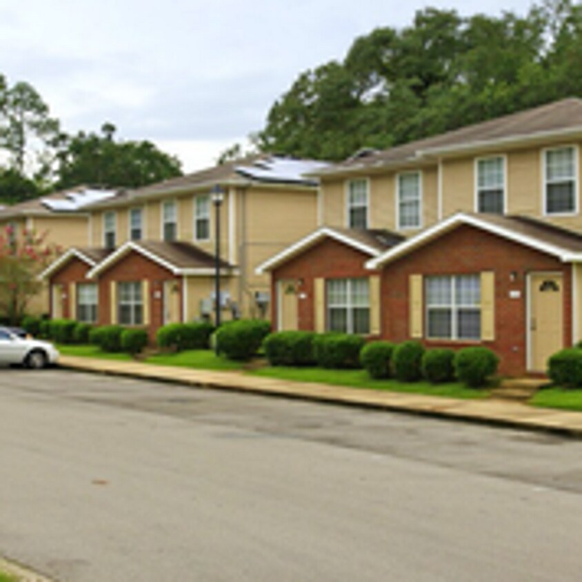 1085 Solana Ave Unit 10851, Tallahassee, FL 32304 Room for Rent in