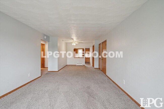 Foto del edificio - 3320 Arlington Ave