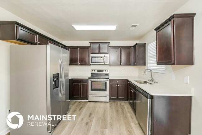 Foto del edificio - 7151 Forest Willow Ln