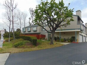 Building Photo - 1100 Cleghorn Dr