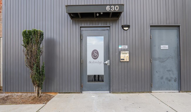 Foto del edificio - 630 Calvert St