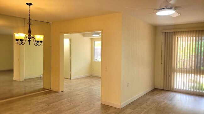 Foto del edificio - Seven Oaks Active Adult Living