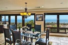 Foto del edificio - 747 Coast View Dr