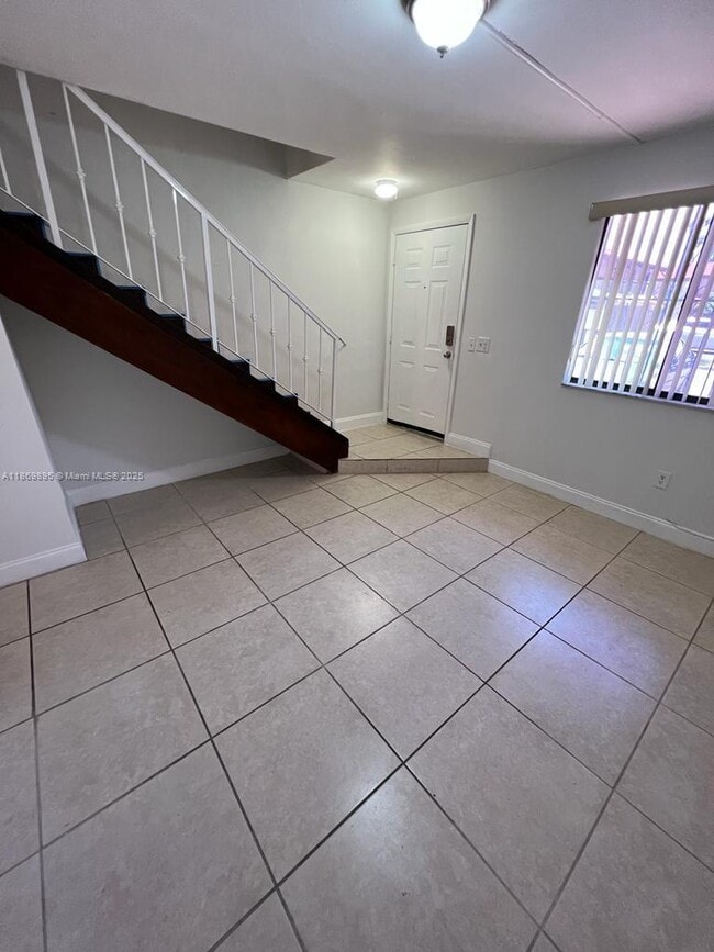 Building Photo - 1819 SW 107th Ave