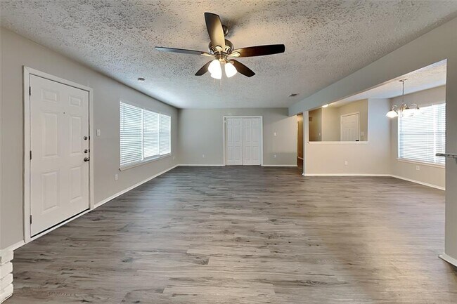 Building Photo - 14247 Laffite Dr