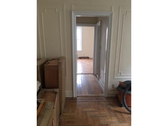Primary Photo - 1750 67th St