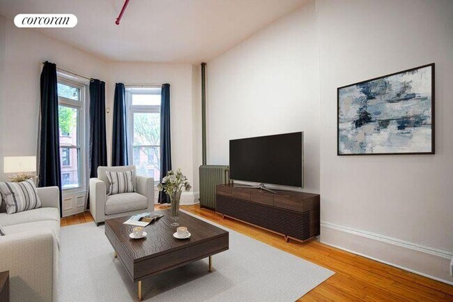 Foto del edificio - 521 Madison St