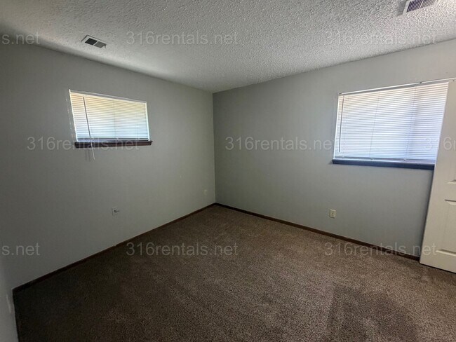 Foto del edificio - 729 Westhaven Dr