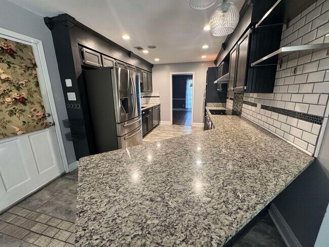 Building Photo - 8539 Fox Heather Cove