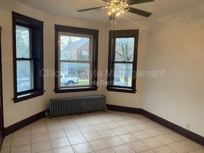 Building Photo - 3116 S Kedvale Ave