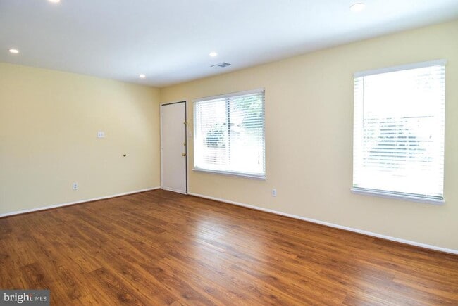 Building Photo - 1809 Westwind Way