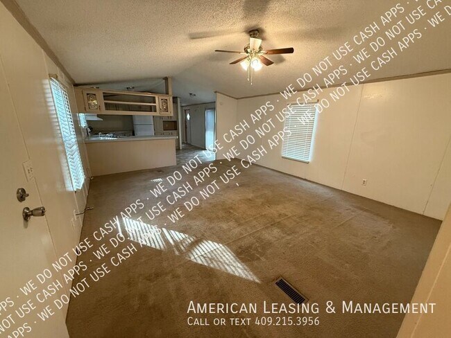 Foto del edificio - 100 Hornet Ln