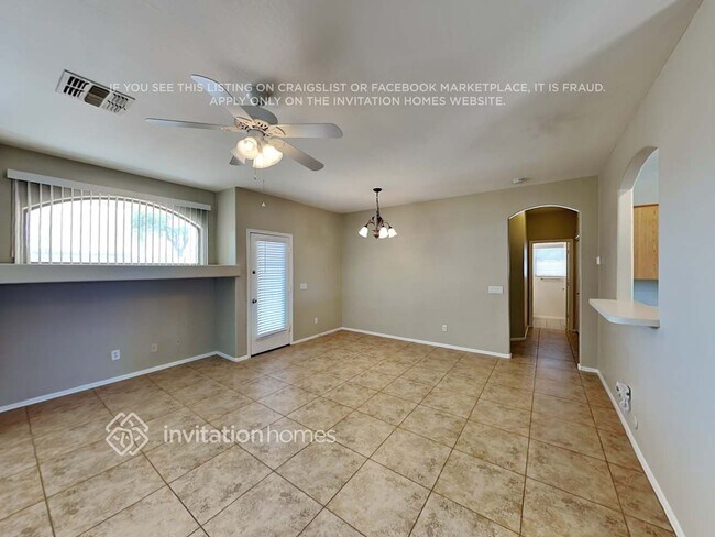 Building Photo - 12714 N 130th Ln
