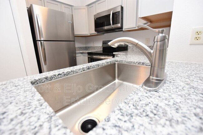 Foto del edificio - 103 25th St SW