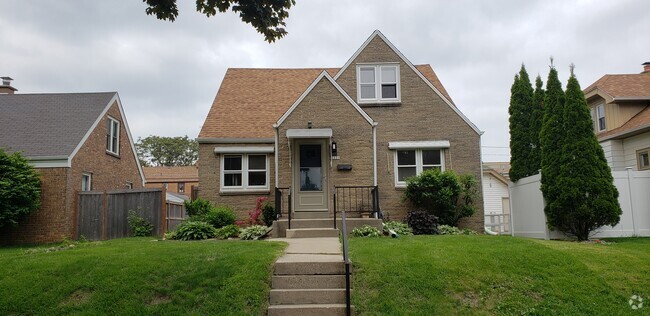 Front of Home - 2331 S 59th St