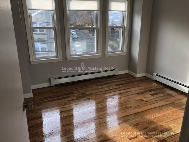 Foto del edificio - 29 Colborne Rd