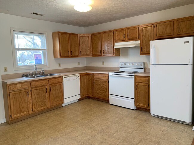 Foto del edificio - 3 Bedroom 2.5 Bath Townhouse