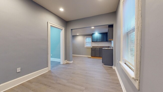 Foto del edificio - Coming soon-Conveniently located near ST Rt 30 and downtown