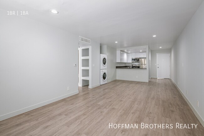 Foto del edificio - 1537 N Kenmore Ave