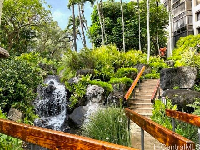 Foto del edificio - 531 Hahaione St