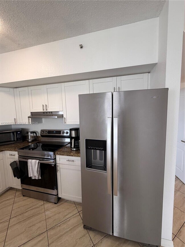 Foto del edificio - 5077 NW 7th St