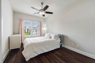 Building Photo - 1519 Birdsall St