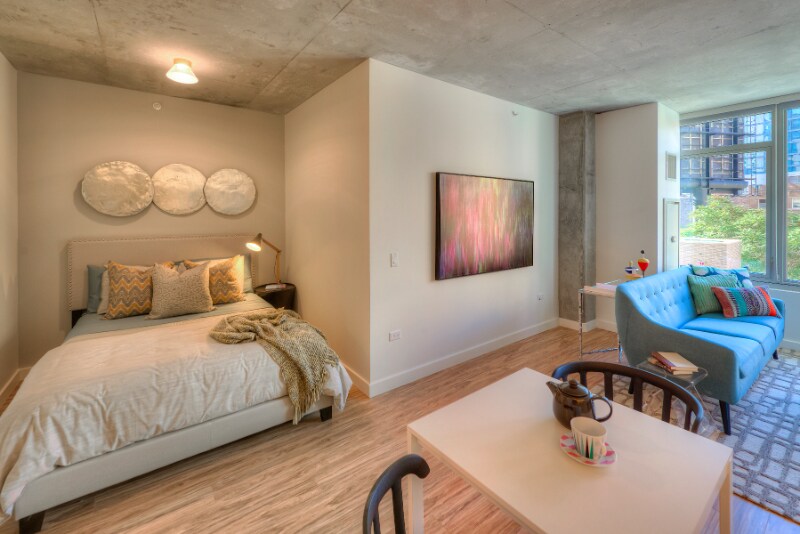 Foto principal - 165 W Couch Pl