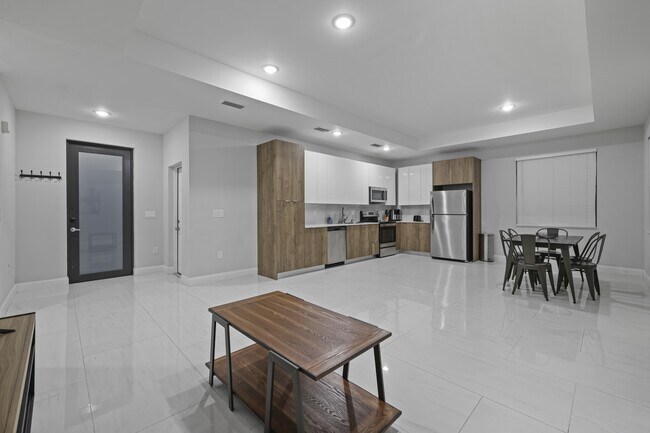 Foto del edificio - 2906 65th St W