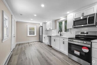Building Photo - 125 Grand View St