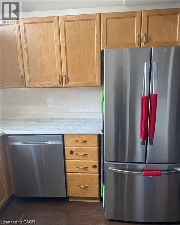 Photo du bâtiment - 147 Activa Ave