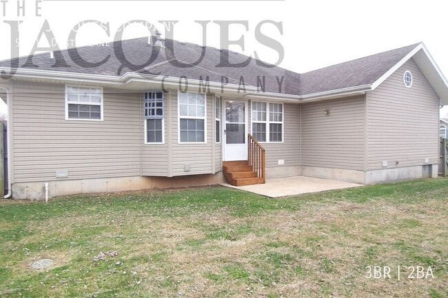 Foto del edificio - 901 W Dustin Ln