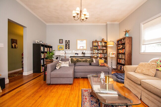 Foto del edificio - 12 Acron Rd