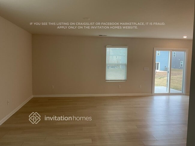 Foto del edificio - 2348 Pebble Close Ct