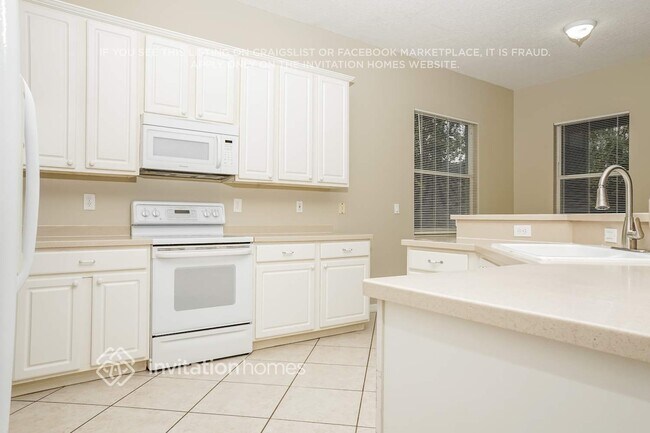 Building Photo - 7020 Gold Rush Ln
